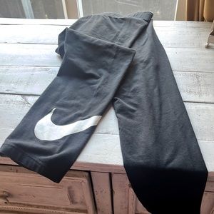 Nike leggings ☑️